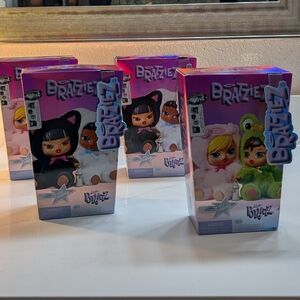 Bratz “Bratziez” Mystery Keychain Dolls – (Unopened Blind Boxes) 💖✨